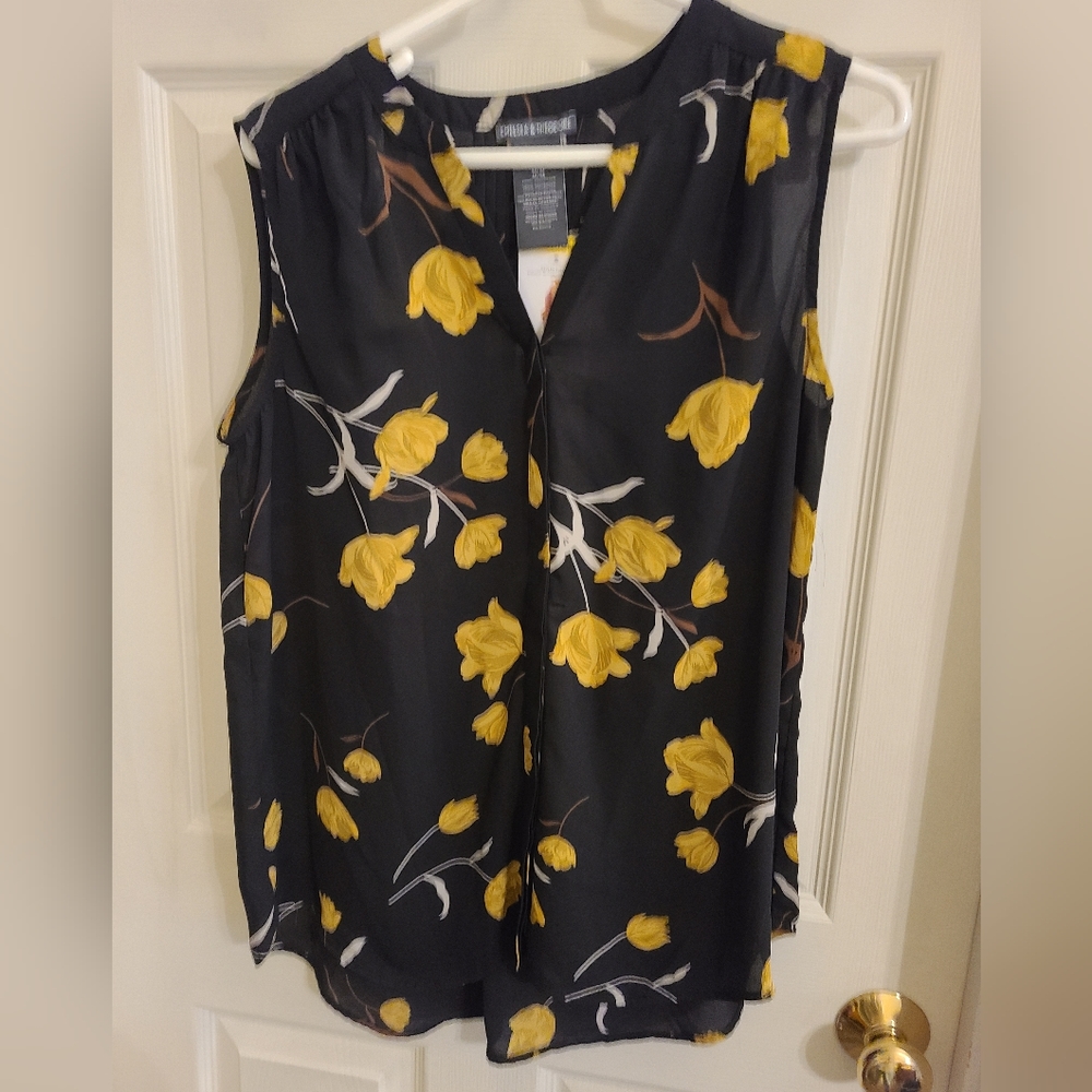 Button down sleeveless blouse